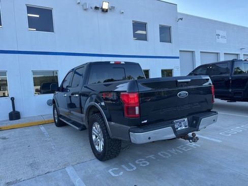 Used 2018 Ford F150 Lariat w/ Equipment Group 502A Luxury AWD/4WD image 9