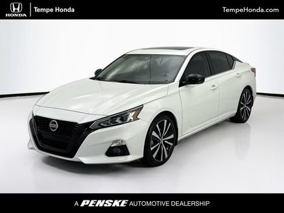 Used 2022 Nissan Altima 2.5 SR w/ Midnight Edition Package