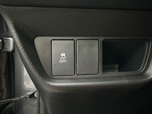 New 2026 Honda HR-V LX image 32