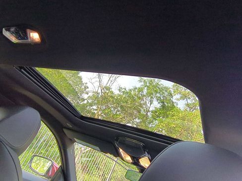 Used 2025 BMW i4 xDrive40i w/ Premium Package image 23