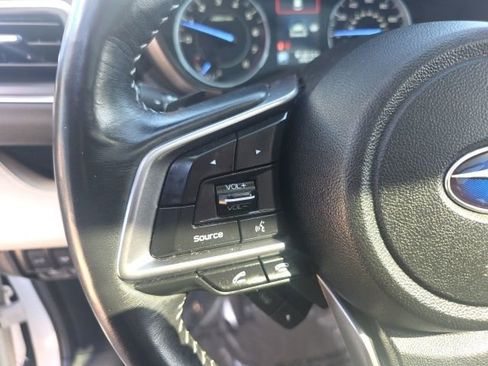 Used 2022 Subaru Ascent Touring AWD/4WD image 18