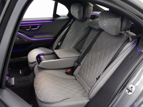 New 2026 Mercedes-Benz S 580 4MATIC Sedan image 13