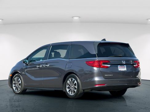 Certified 2024 Honda Odyssey EX-L image 4