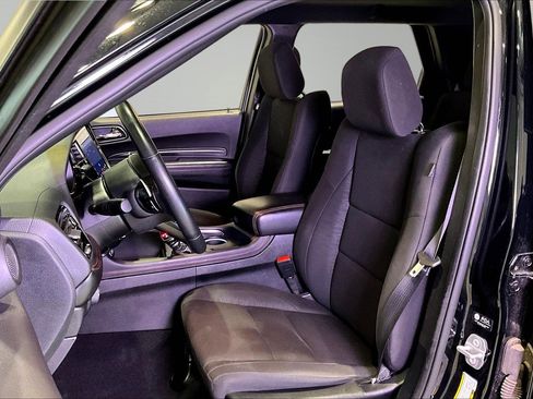 Used 2025 Dodge Durango GT AWD/4WD image 21