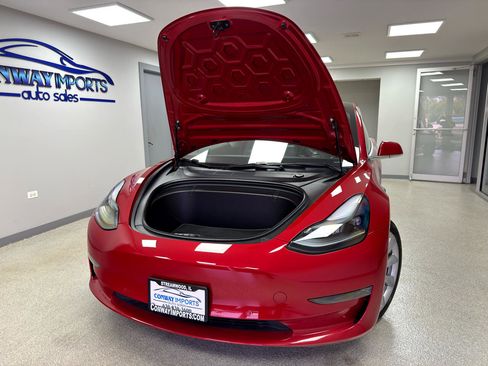 Used 2018 Tesla Model 3 Long Range image 31