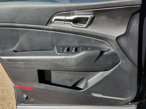 Used 2024 Kia Sportage LX image 14