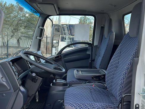 New 2025 Chevrolet Low Cab Forward image 19