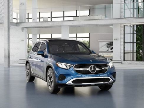 Used 2026 Mercedes-Benz GLC 300 4MATIC image 9
