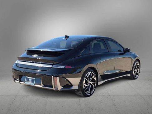 Certified 2023 Hyundai Ioniq 6 Limited RWD image 8