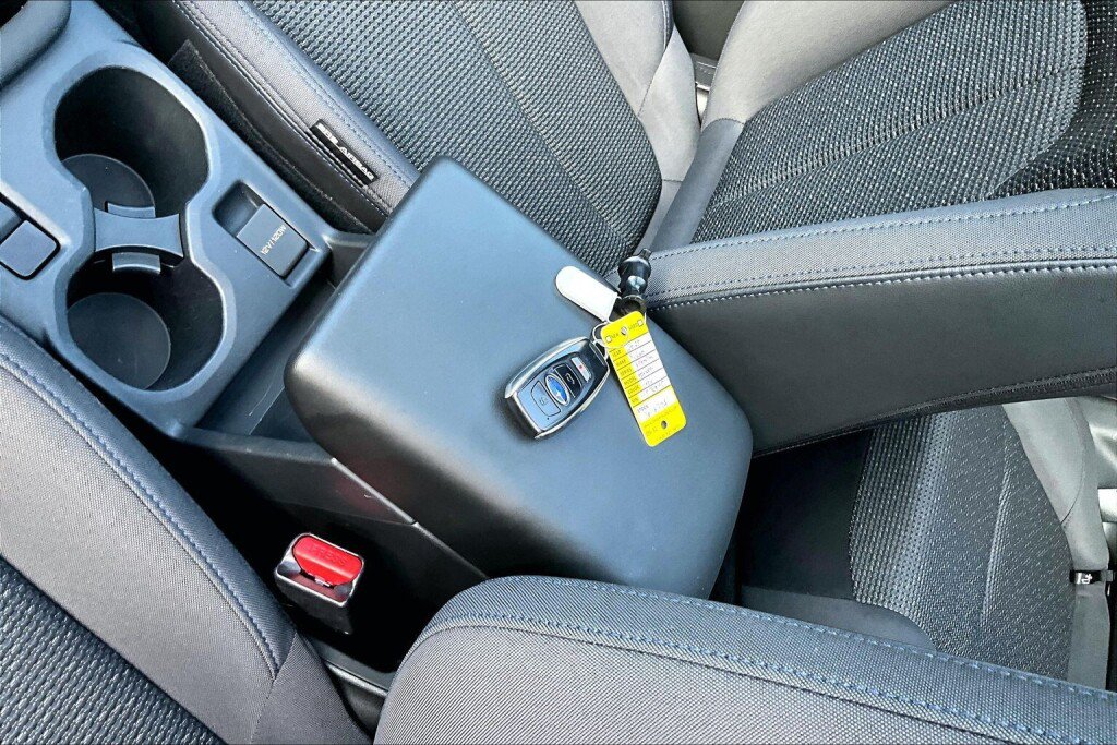 Certified 2025 Subaru Forester Premium AWD/4WD image 18