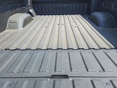 New 2026 GMC Sierra 2500 AT4 w/ AT4 Premium Plus Package image 21