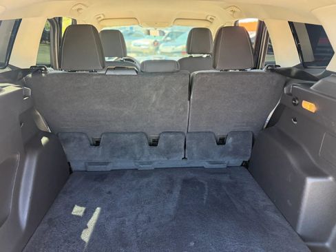 Used 2016 Ford Escape SE w/ Equipment Group 201A FWD image 22