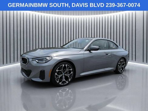 Used 2025 BMW 230i Coupe w/ Convenience Package RWD image 1