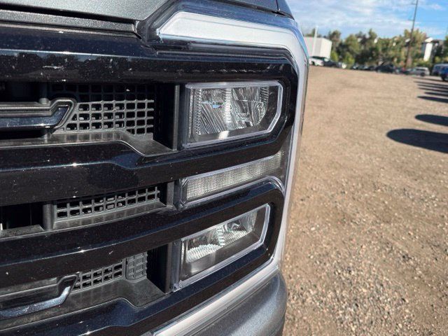 Used 2024 Ford F350 Lariat w/ Lariat Ultimate Package AWD/4WD image 9