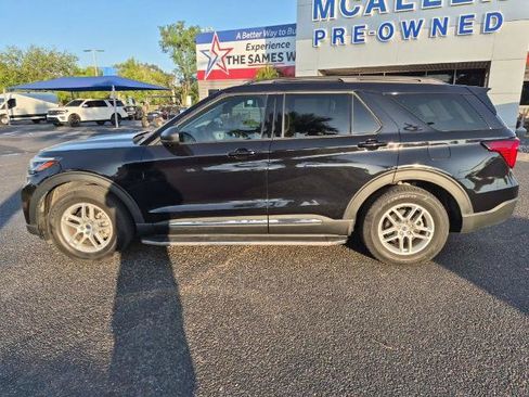 Certified 2025 Ford Explorer Active w/ Active Comfort Package RWD image 2
