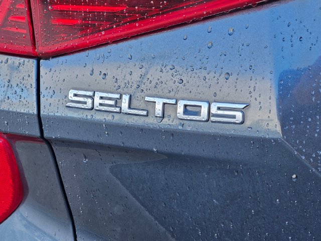 Used 2022 Kia Seltos EX AWD/4WD image 10