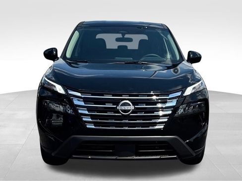 Certified 2026 Nissan Rogue SV AWD/4WD image 9