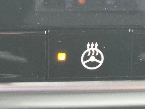 New 2026 Nissan Rogue SV w/ SV Premium Package image 9