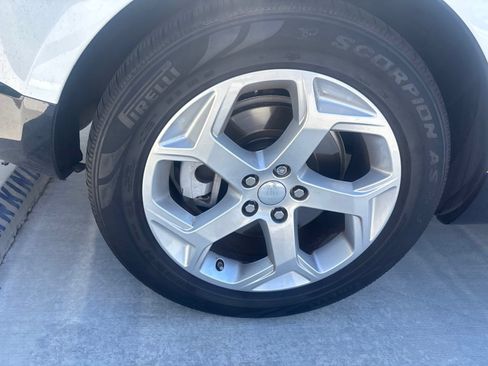 Used 2020 Land Rover Range Rover Sport HSE AWD/4WD image 7
