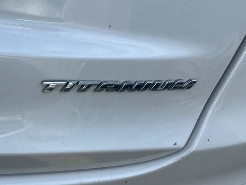 Used 2019 Ford Fusion Energi Titanium FWD image 21