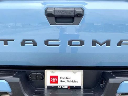 Certified 2026 Toyota Tacoma SR5 AWD/4WD image 10