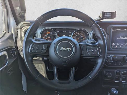 Used 2021 Jeep Gladiator Sport image 15