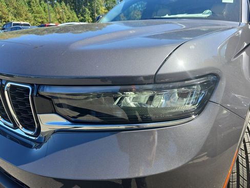 New 2025 Jeep Grand Cherokee L Limited image 32