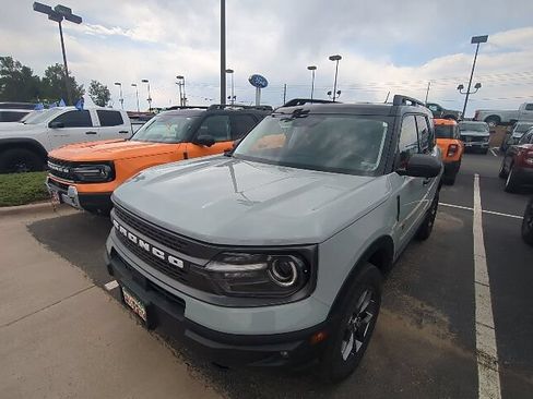 Used 2023 Ford Bronco Sport Badlands AWD/4WD image 2