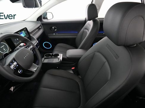Used 2025 Hyundai Ioniq 5 Limited image 7