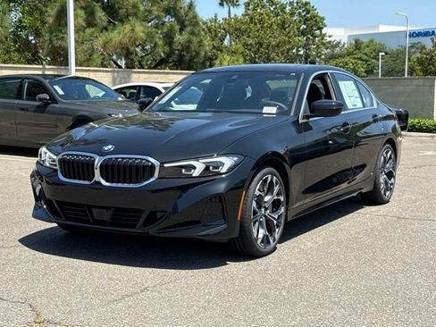 New 2026 BMW 330i Sedan w/ Premium Package RWD image 2