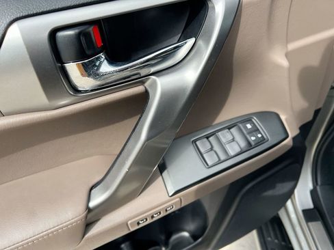 Certified 2023 Lexus GX 460 Premium w/ Accessory Package AWD/4WD image 11