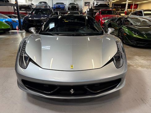 Used 2013 Ferrari 458 Italia Coupe RWD image 2