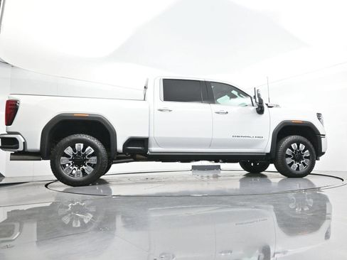 Used 2026 GMC Sierra 3500 Denali w/ Denali Reserve Package AWD/4WD image 51