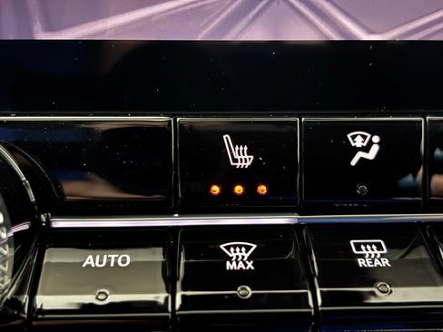 New 2026 GMC Canyon Elevation w/ Convenience Package image 5