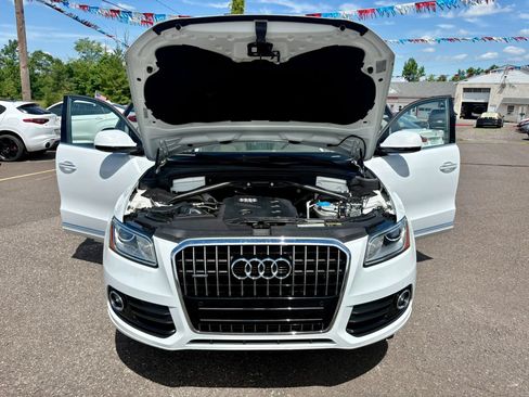 Used 2017 Audi Q5 2.0T Premium AWD/4WD image 9