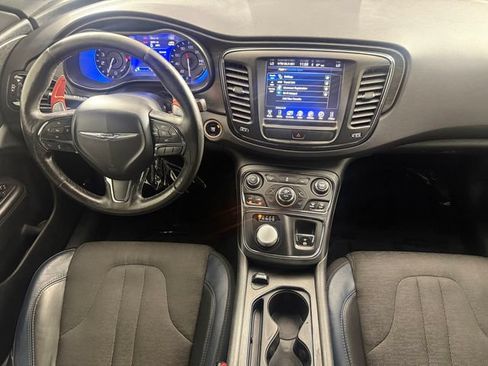 Used 2015 Chrysler 200 S w/ Navigation & Sound Group I FWD image 20