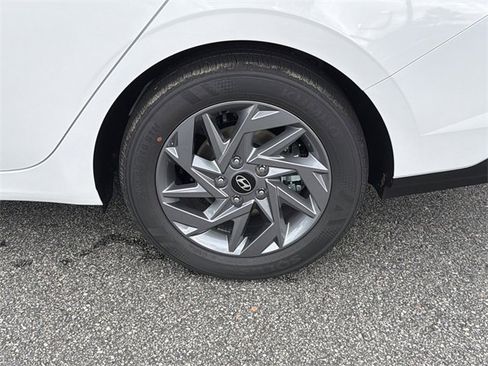 New 2026 Hyundai Elantra Blue image 19