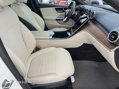 Used 2025 Mercedes-Benz C 300 4MATIC Sedan image 14
