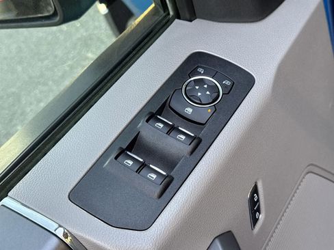 Used 2019 Ford F150 XLT w/ Equipment Group 302A Luxury image 16