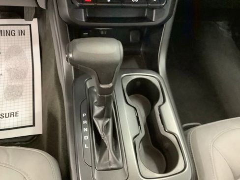 Used 2017 Chevrolet Colorado W/T w/ WT Convenience Package AWD/4WD image 16