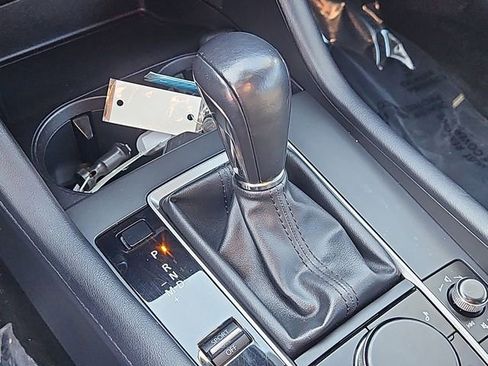 Used 2023 MAZDA MAZDA3 s image 22