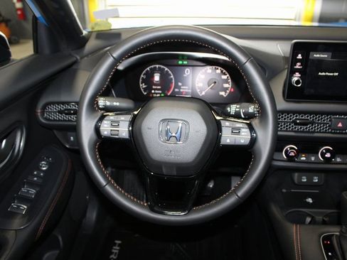 Certified 2026 Honda HR-V Sport image 17