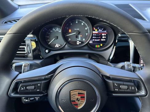 New 2026 Porsche Macan AWD/4WD image 19