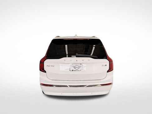 Used 2026 Volvo XC90 B6 Plus AWD/4WD image 4