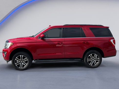Used 2021 Ford Expedition XLT AWD/4WD image 3