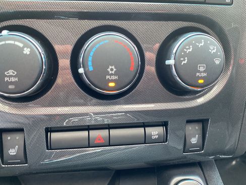 Used 2009 Dodge Challenger SRT8 w/ SRT Option Group II RWD image 18