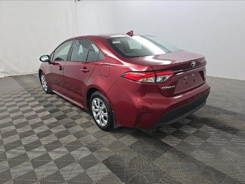 Used 2026 Toyota Corolla LE FWD image 4