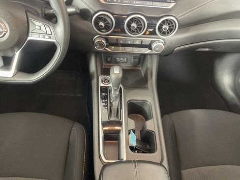 Used 2024 Nissan Sentra SV FWD image 13