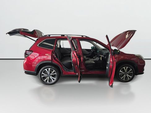 Used 2022 Subaru Forester Limited w/ Popular Package #3 AWD/4WD image 9