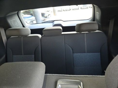 New 2025 GMC Acadia Elevation image 22